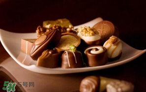 巧克力和牛奶能一起吃嗎？吃完巧克力能喝牛奶嗎？