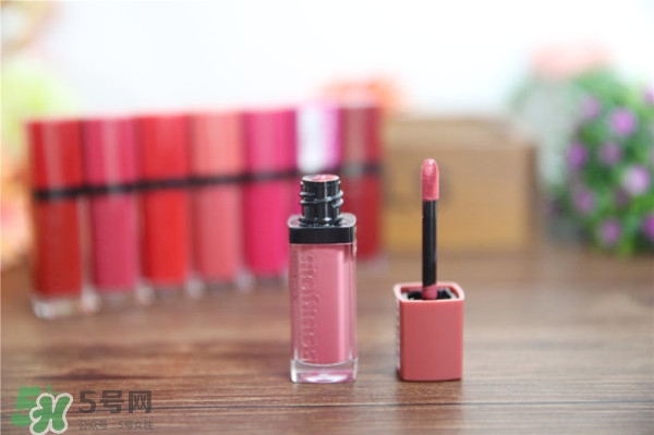 妙巴黎唇釉7號(hào)還是9號(hào)？妙巴黎唇釉7號(hào)9號(hào)試色