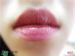 妙巴黎唇釉7號(hào)還是9號(hào)？妙巴黎唇釉7號(hào)9號(hào)試色