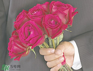 男朋友不在身邊怎樣過(guò)情人節(jié)？情人節(jié)沒(méi)有男朋友怎么過(guò)？