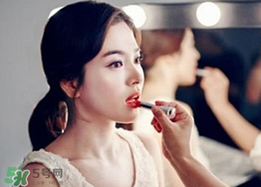 情人節(jié)送一支口紅合適嗎？情人節(jié)送口紅送幾支合適？