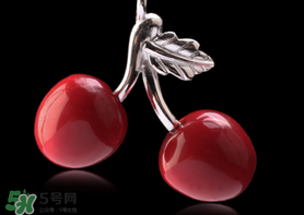 情人節(jié)送項(xiàng)鏈好嗎？情人節(jié)送女朋友什么項(xiàng)鏈好？