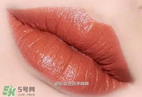 mac唇膏奶茶色是幾號(hào)？mac唇膏mocha試色