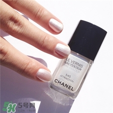 香奈兒指甲油試色 香奈兒指甲油顏色推薦 香奈兒指甲油試色 香奈兒指甲油顏色推薦