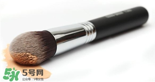 粉底刷什么牌子好？好用的粉底刷推薦