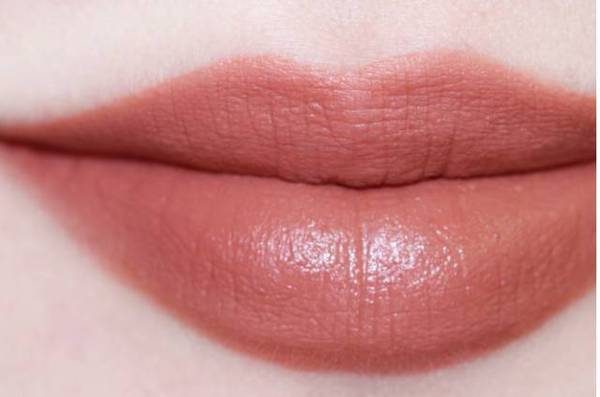 奶茶色口紅適合什么膚色？奶茶色口紅適合黃皮嗎？