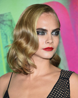 極光紅是什么顏色？極光紅口紅試色