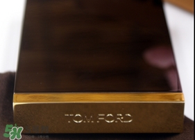 tom ford眼影怎么查批號(hào)？tom ford眼影保質(zhì)期