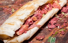 驢肉火燒怎么做好吃?驢肉火燒怎么做會(huì)更酥? 驢肉火燒怎么做好吃?驢肉火燒怎么做會(huì)更酥?