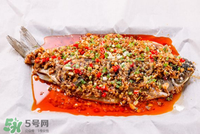 紙上烤魚的用的是什么紙？紙上烤魚的紙有毒嗎？