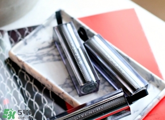 tom ford和紀(jì)梵希哪個(gè)好？tom ford口紅和紀(jì)梵希哪個(gè)好用？