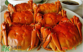 春天吃螃蟹應(yīng)該選公的好還是母的好？春天螃蟹是公的好還是母的？