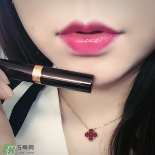 tom ford和ysl哪個好？tom ford和ysl口紅哪個好？