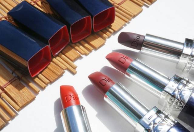 tom ford和迪奧哪個好？tom ford口紅和dior口紅哪個好？