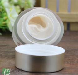 嬌韻詩(shī)頸霜好用嗎？嬌韻詩(shī)頸霜怎么樣？