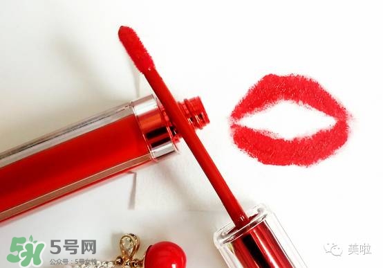 唇釉顯唇紋怎么辦？不顯唇紋的唇釉推薦？