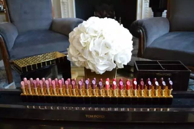 tom ford和迪奧哪個好？tom ford口紅和dior口紅哪個好？