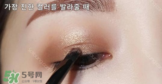 眼影膏用什么工具畫？眼影膏怎么化？