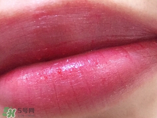 tom ford和mac哪個好？tom ford口紅和mac口紅哪個好？