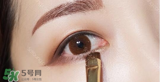 眼影膏用什么工具畫？眼影膏怎么化？