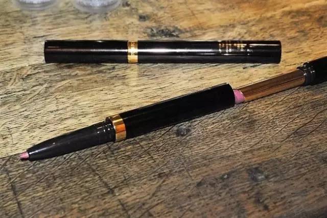 tom ford和迪奧哪個好？tom ford口紅和dior口紅哪個好？