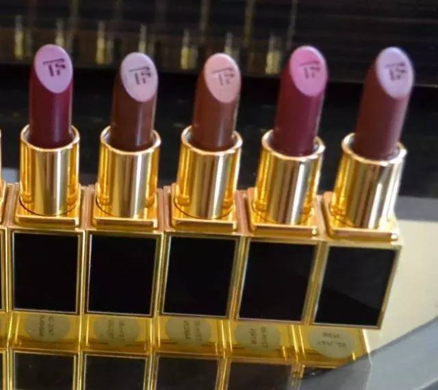 tom ford和迪奧哪個好？tom ford口紅和dior口紅哪個好？