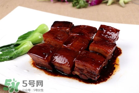 紅燒肉可以用紅糖嗎？紅燒肉用紅糖還是白糖？