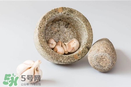 大蒜熱量是多少？吃大蒜會(huì)胖嗎？