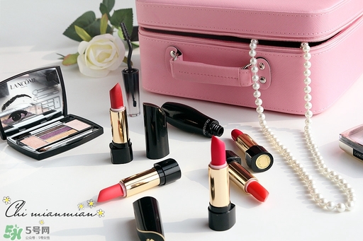 蘭蔻菁純唇膏怎么打開？蘭蔻口紅蓋子怎么打開？