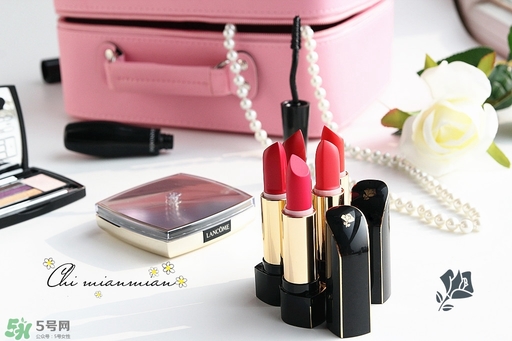 蘭蔻菁純唇膏怎么打開？蘭蔻口紅蓋子怎么打開？