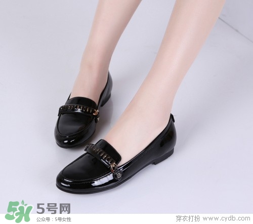 3月份穿什么鞋子？三月份穿什么鞋？