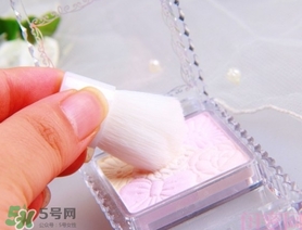 canmake花瓣高光怎么用？canmake花瓣雕刻高光使用方法