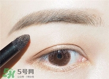 疤痕體質(zhì)能割雙眼皮嗎?疤痕體質(zhì)割雙眼皮好嗎? 疤痕體質(zhì)能割雙眼皮嗎?疤痕體質(zhì)割雙眼皮好嗎?