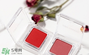 眼影飛粉怎么辦？怎么防止眼影飛粉？