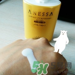 安耐曬金瓶怎么樣？安耐曬金瓶好用嗎？