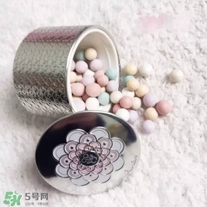 散粉會浮粉嗎？散粉浮粉怎么辦？