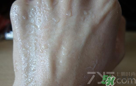 安耐曬金瓶怎么樣？安耐曬金瓶好用嗎？