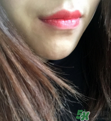 紀(jì)梵希小羊皮是啞光嗎？紀(jì)梵希小羊皮干不干？