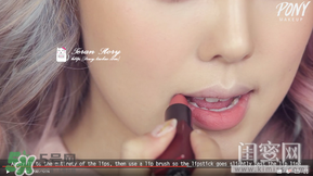 煙熏玫瑰色適合什么膚色？煙熏玫瑰色口紅適合黃皮嗎？