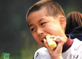 吃甘蔗嘴爛了怎么辦？吃甘蔗嘴角爛了怎么辦？