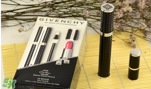 紀梵希小羊皮有小樣嗎？紀梵希小羊皮有中樣嗎？