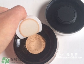 bareminerals礦物粉底怎么用？bareminerals貝茗礦物粉底使用方法
