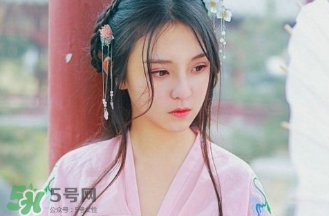 脖子上長痘痘用什么藥?脖子上長痘痘擦什么藥? 脖子上長痘痘用什么藥?脖子上長痘痘擦什么藥?