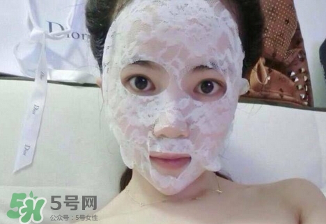 為什么敷完面膜臉上搓泥?敷完面膜臉上搓泥怎么辦? 為什么敷完面膜臉上搓泥?敷完面膜臉上搓泥怎么辦?