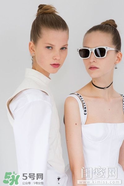 煙熏玫瑰色是什么顏色？煙熏玫瑰色唇膏口紅試色