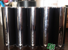 紀(jì)梵希小羊皮是啞光嗎？紀(jì)梵希小羊皮干不干？