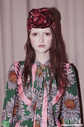 煙熏玫瑰色是什么顏色？煙熏玫瑰色唇膏口紅試色