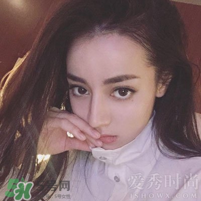 煙熏玫瑰色適合什么膚色？煙熏玫瑰色口紅適合黃皮嗎？