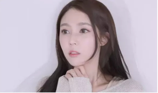 干玫瑰色妝容怎么化？干玫瑰色妝容畫(huà)法步驟