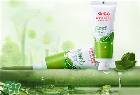 蘆薈膠為什么會(huì)搓泥?用完蘆薈膠臉上有搓泥怎么辦? 蘆薈膠為什么會(huì)搓泥?用完蘆薈膠臉上有搓泥怎么辦?